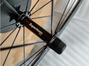 Ruedas Superteam carbono perfil 38mm.